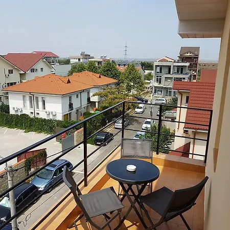 Гостевой дом Orient 2 Эфорие Норд